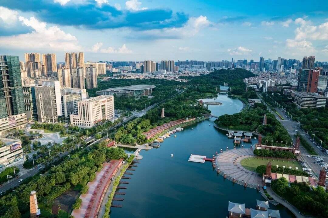2025新澳門正版免費(fèi)資本車，澳門正版免費(fèi)資本車，未來趨勢與機(jī)遇
