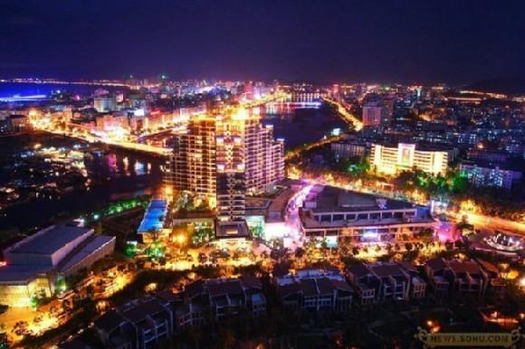 香港資料正版大全2025，智能生態(tài)發(fā)展的專注之力，香港正版資料大全2025，智能生態(tài)發(fā)展的專注焦點